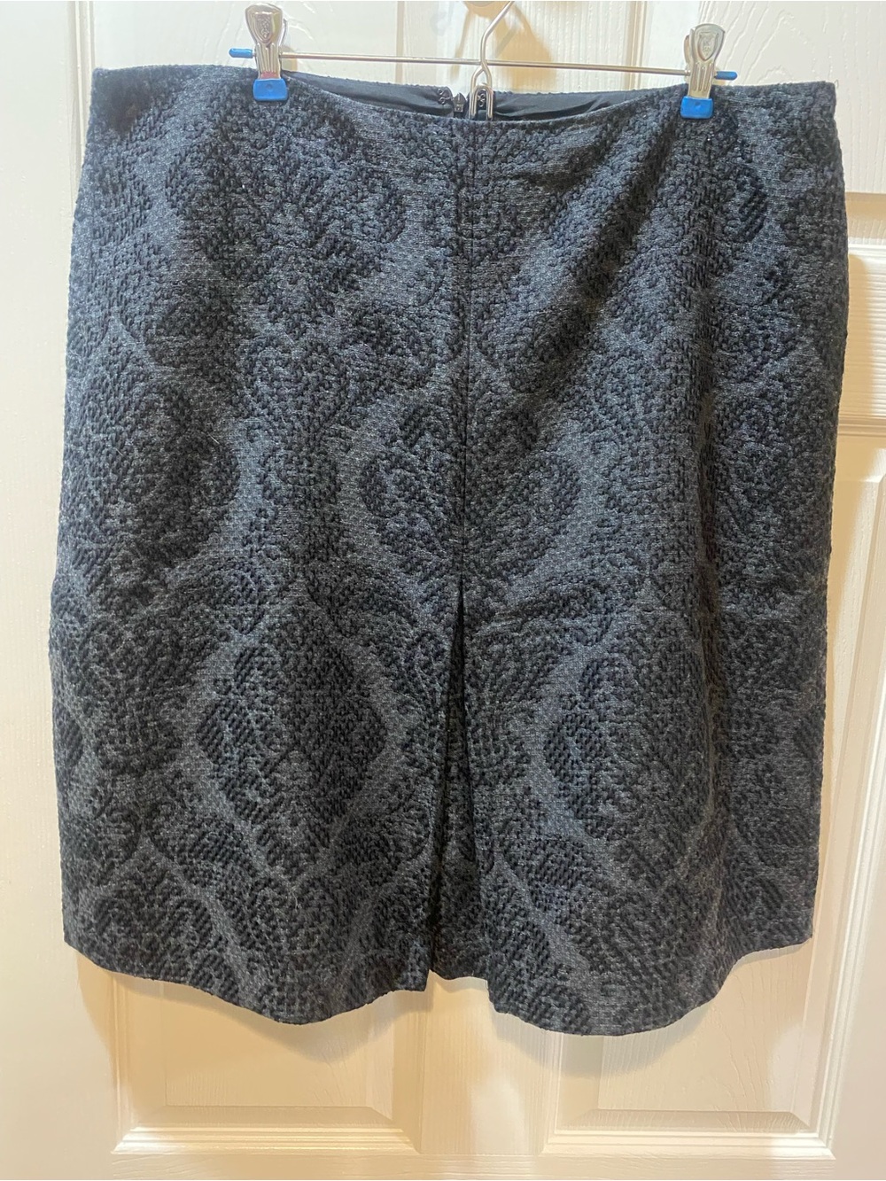 Ann Taylor Black Textured A-Line Skirt